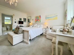 Photo 4- click for photo gallery